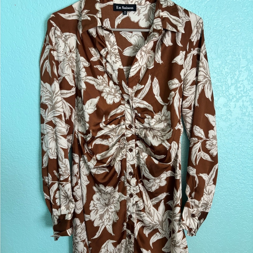 En Saison Brown and White Floral Blouse